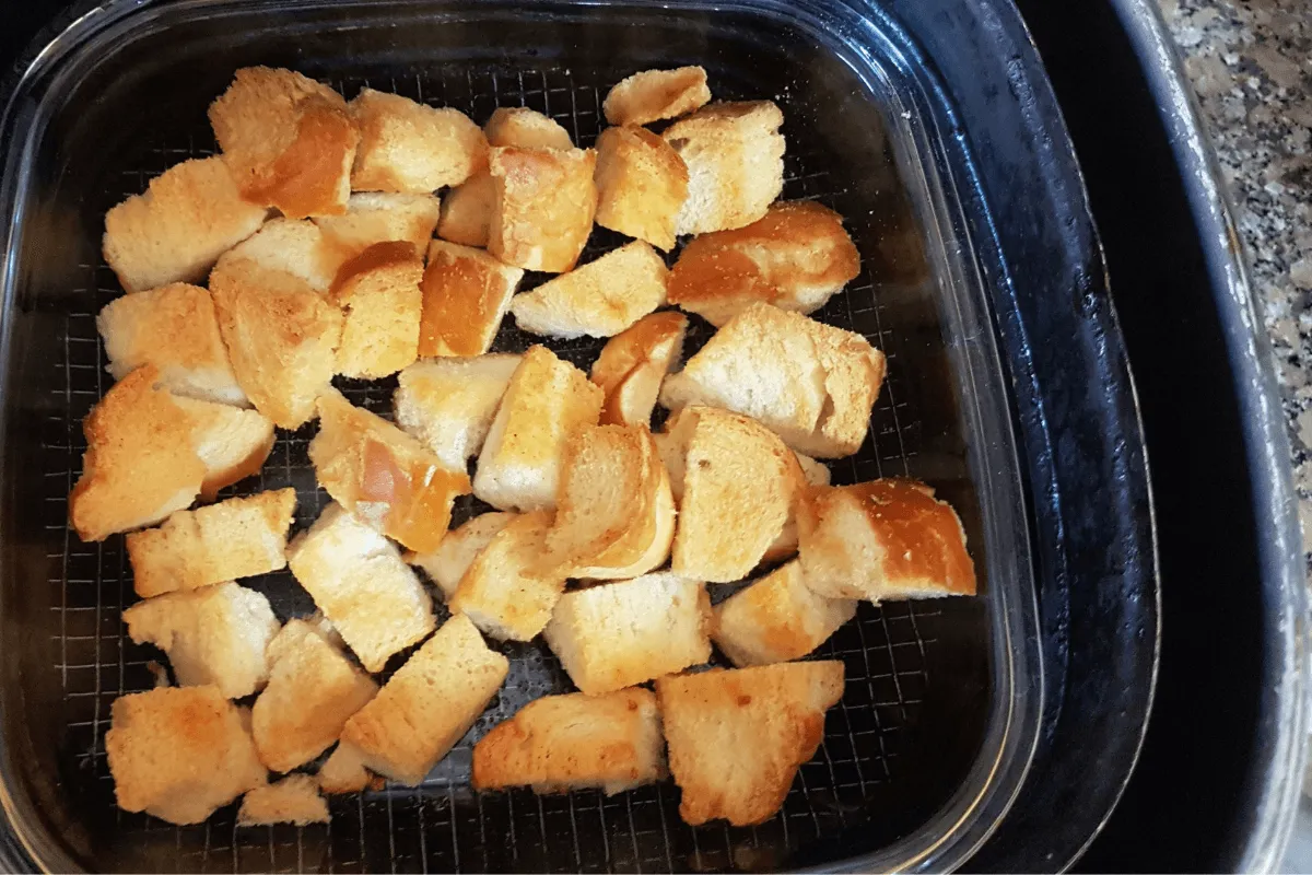 How Long to Toast Bread in Air Fryer
